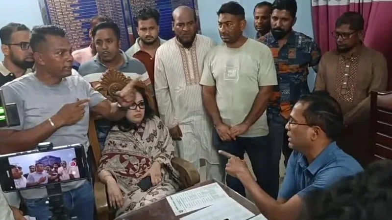 এমপি রুমিন ফারহানা ও ওসির বাগ্‌বিতণ্ডার ঘটনায় পুলিশের জিডি