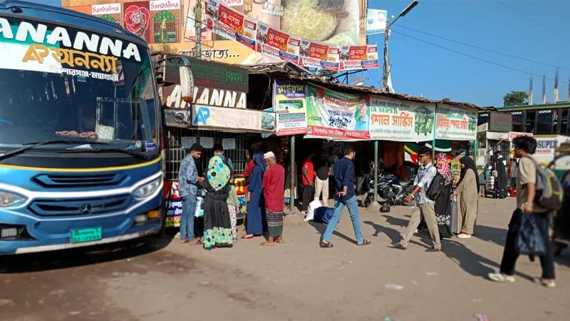 কিশোরগঞ্জ-মহাখালী রুটে বাস ধর্মঘট প্রত্যাহার, সোমবার ভোরে চলাচল পুনরায় শুরু