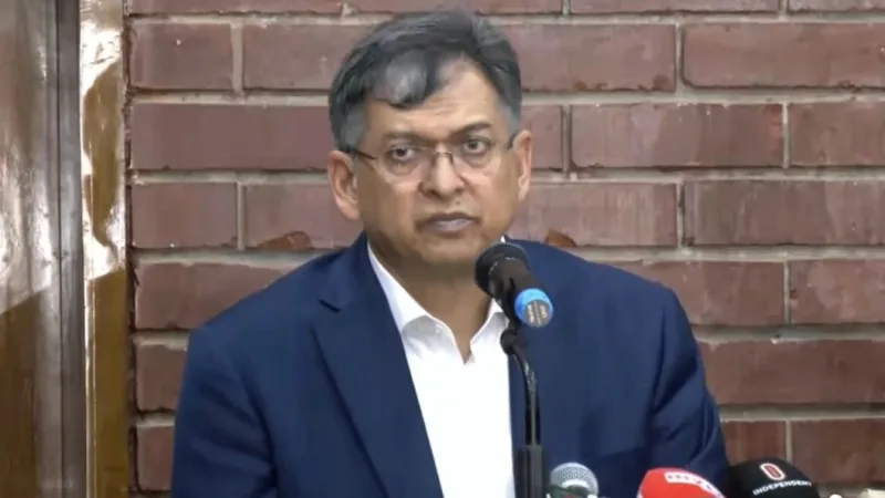 স্বরাষ্ট্রমন্ত্রী সালাহউদ্দিন আহমদ: আইজিপির ‘ক্রসফায়ার’ মন্তব্যে শব্দচয়ন অনুপযুক্ত