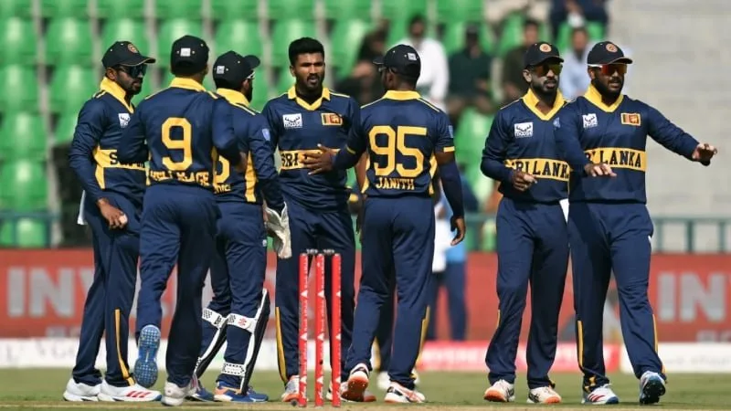 মাদুশাঙ্কার ক্যারিয়ারসেরা বোলিংয়ে পাকিস্তান ১১০-এ গুটিয়ে শ্রীলঙ্কা ফাইনালে