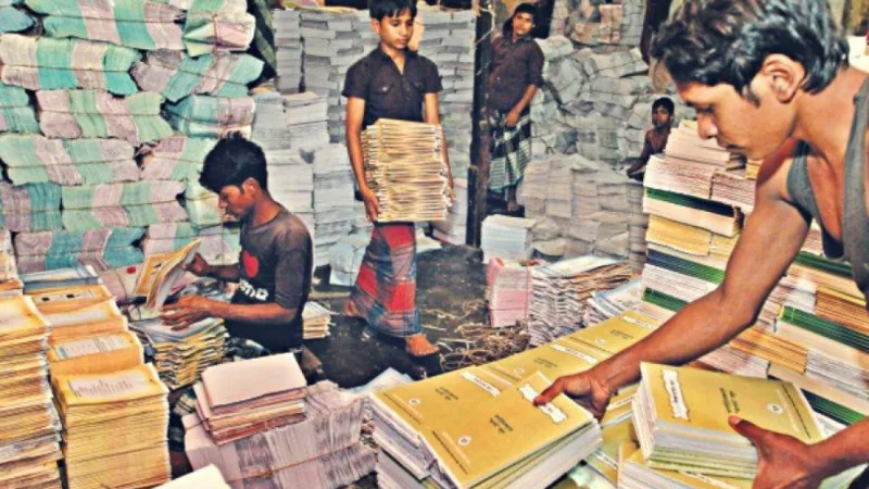 ২০২৭ শিক্ষাবর্ষের পাঠ্যবই ছাপায় মাধ্যমিক স্তরে পিছিয়ে, লক্ষ্যমাত্রা ৩০ নভেম্বর