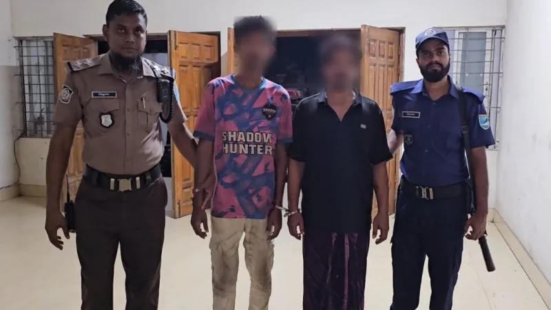 পদ্মা সেতুর টোল প্লাজায় টাকা চুরির চেষ্টা করা দুই যুবক আটক