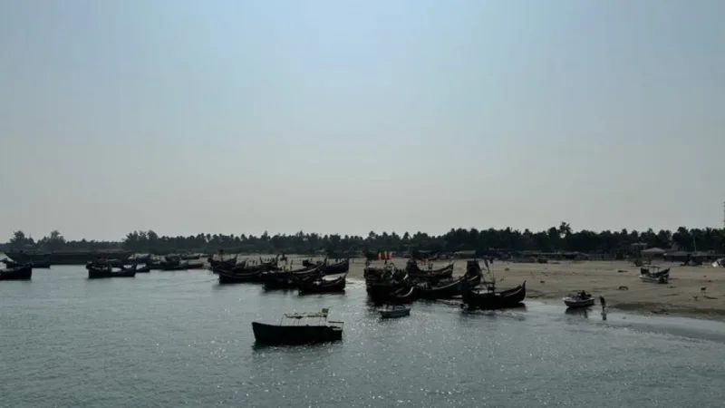 সেন্ট মার্টিন দ্বীপে পর্যটন চলাচল ১ নভেম্বর স্থগিত, ৫-৬ নভেম্বর থেকে শুরু হতে পারে