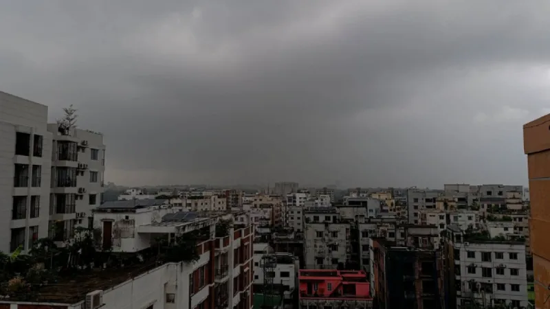 সাপ্তাহিক ছুটির দিনে ৬ বিভাগে বৃষ্টির সম্ভাবনা, তাপমাত্রা কমতে পারে