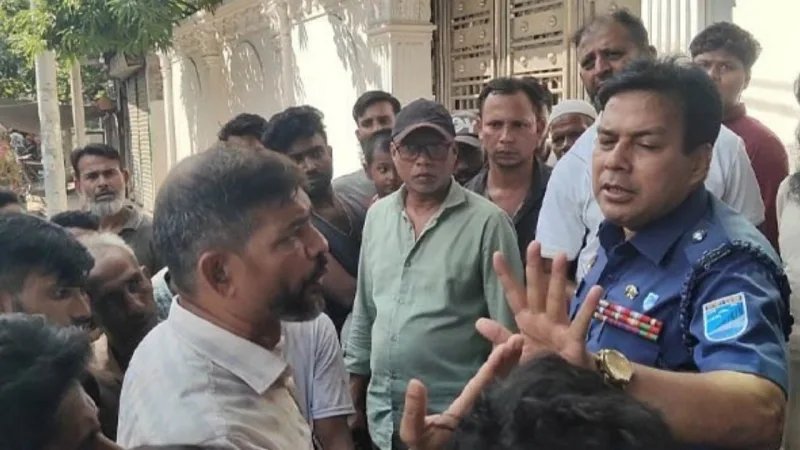 অটোরিকশা স্ট্যান্ড দখলে ১৫ জন আহত