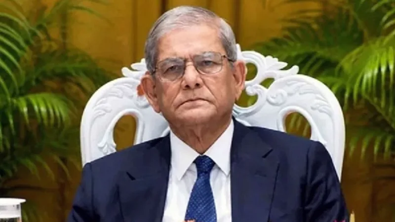 রাষ্ট্রপতি টেক্সটাইল শিক্ষার মানোন্নয়ন ও গবেষণায় জোর দিলেন